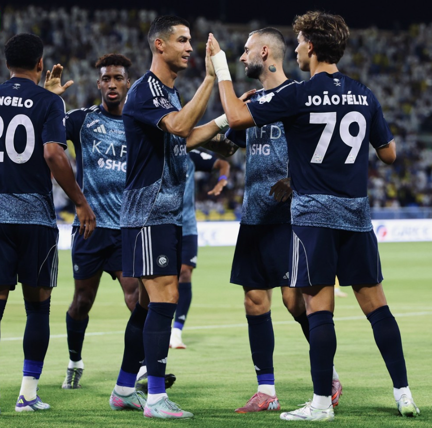 kaiyun-菲利克斯戴帽，C罗点射解锁生涯940球！利雅得胜利5-0联赛开门红