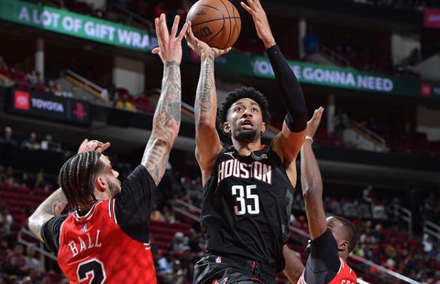 开云体育APP下载-触底反弹！塞拉斯濒临下课后 火箭爆冷结束15连败